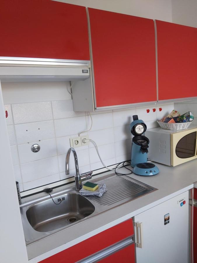 Well Located Flat With Balcony Apartamento Düsseldorf Exterior foto