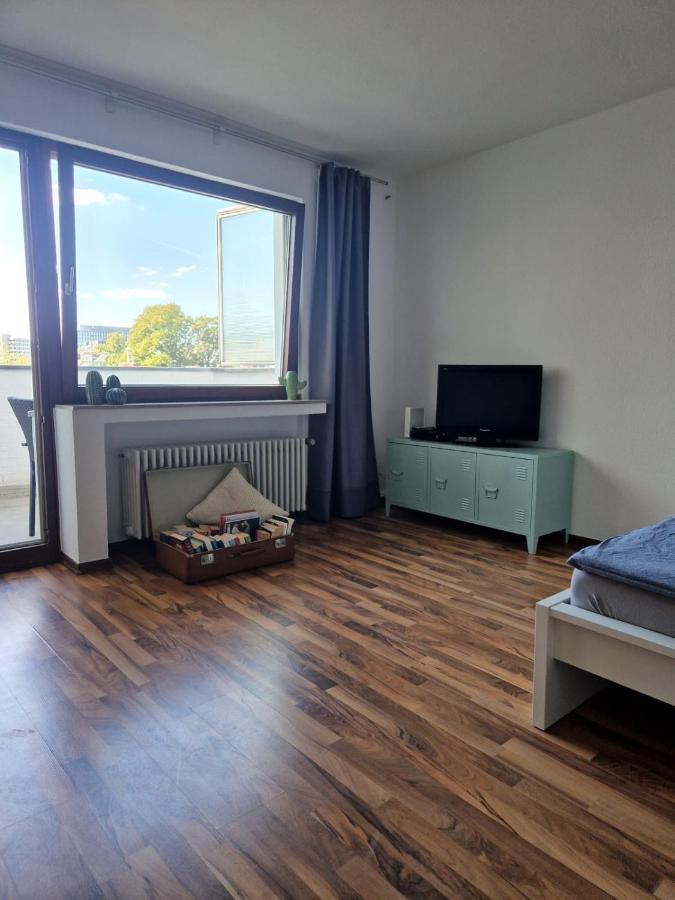 Well Located Flat With Balcony Apartamento Düsseldorf Exterior foto